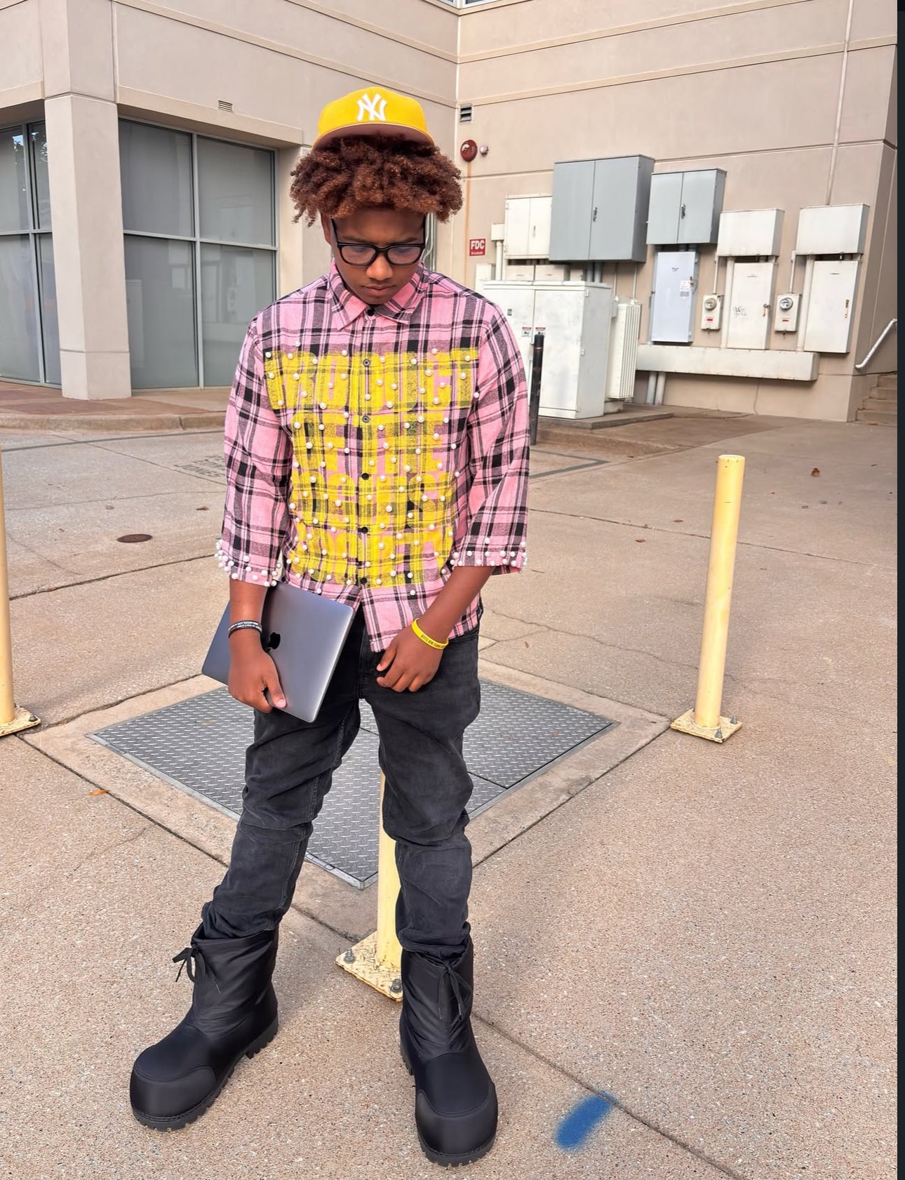 Pink Voguish Society Flannel